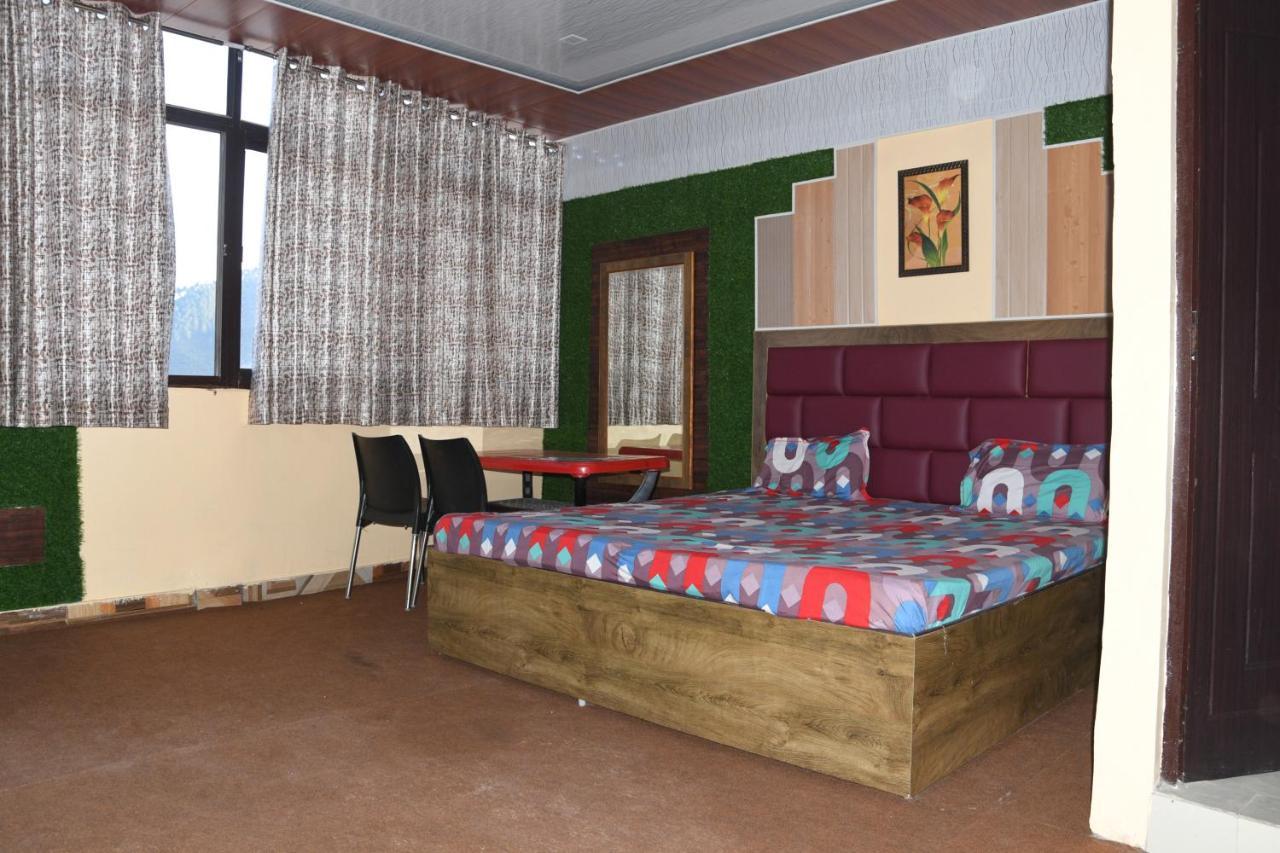 Hotel Mountain View And Rooftop Restaurant Pithorāgarh Eksteriør billede
